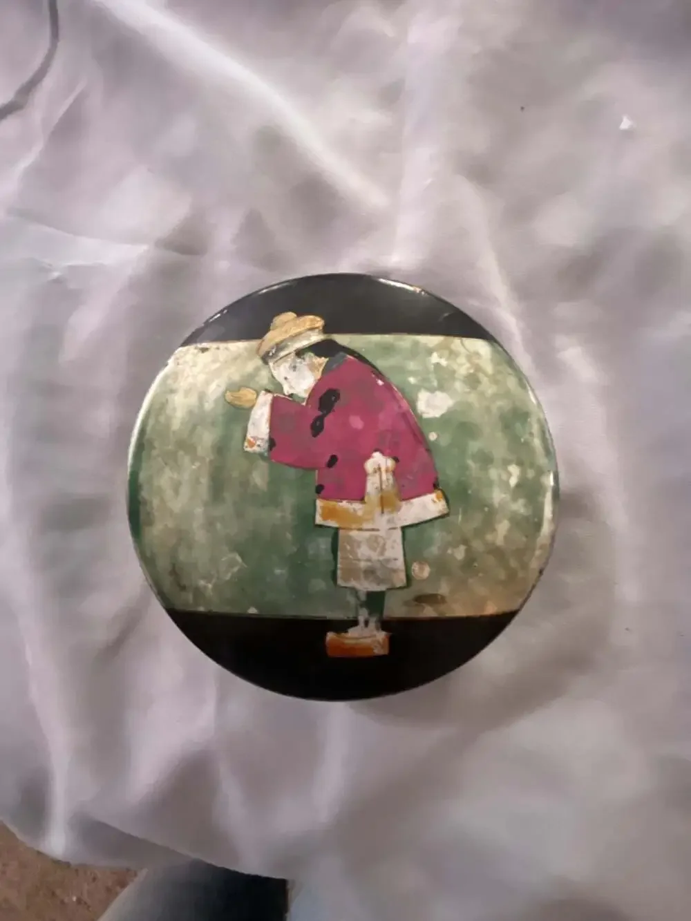 Vintage Hand-Painted Black Lacquer Trinket Box with Asian Figure